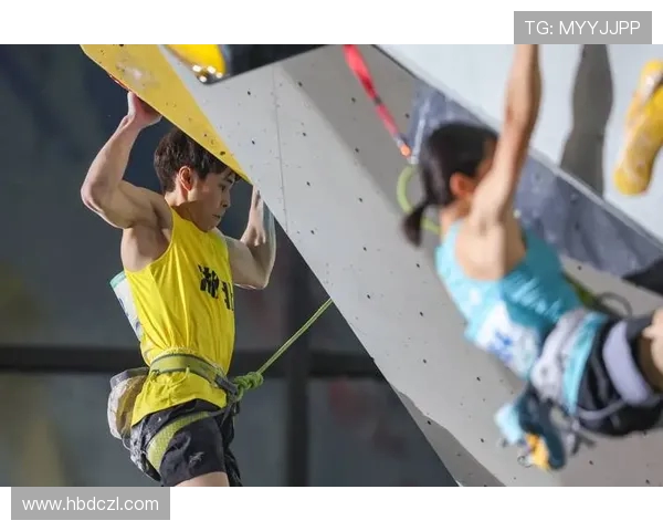 重庆攀岩队在世界滑板锦标赛中以68分稳居积分榜首位